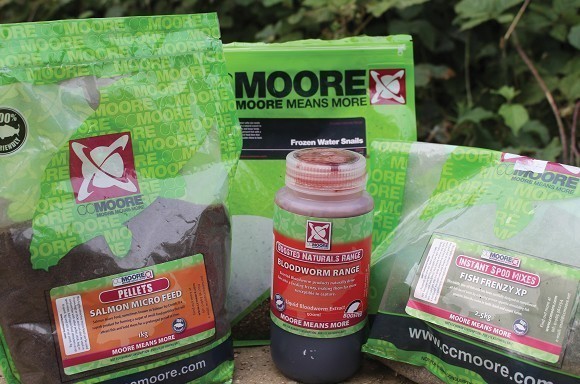 How To Create A Simple PVA Stick Mix For Carp Fishing, CC Moore