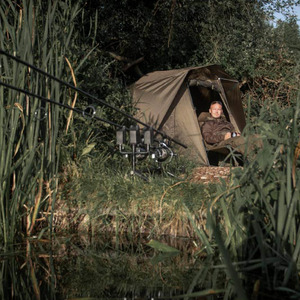 Trakker Tempest 100 Aquatexx Brolly